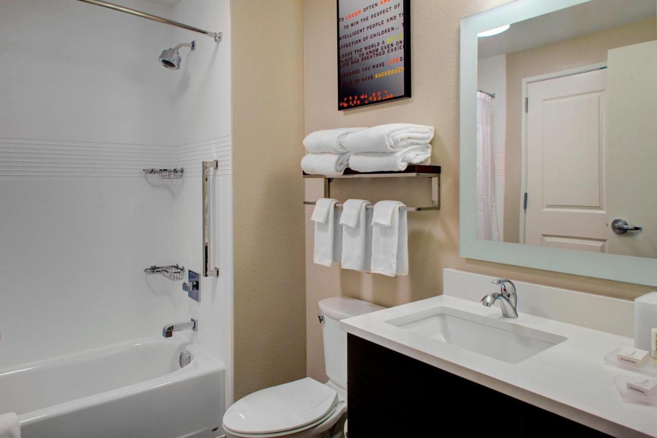 Towneplace Suites By Marriott Phoenix Chandler/Fashion Center Esterno foto